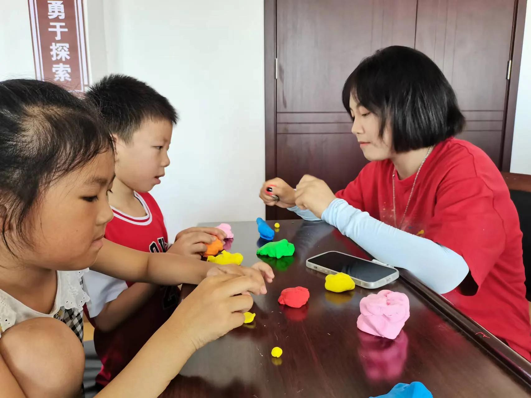 心系沔城：多彩兴趣课堂，玩转假期生活