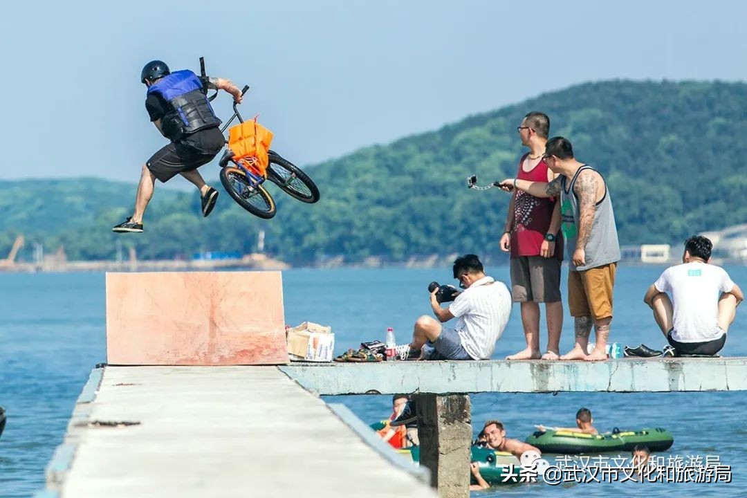 武汉值得玩的地方排名,武汉必吃榜top1