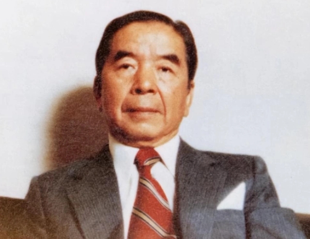 棣欐腐瀵岃豹420浜块仐浜х粰鐙瓙,棣欐腐缁ф壙鍗冧嚎瀹朵骇鐨勫瘜涓変唬