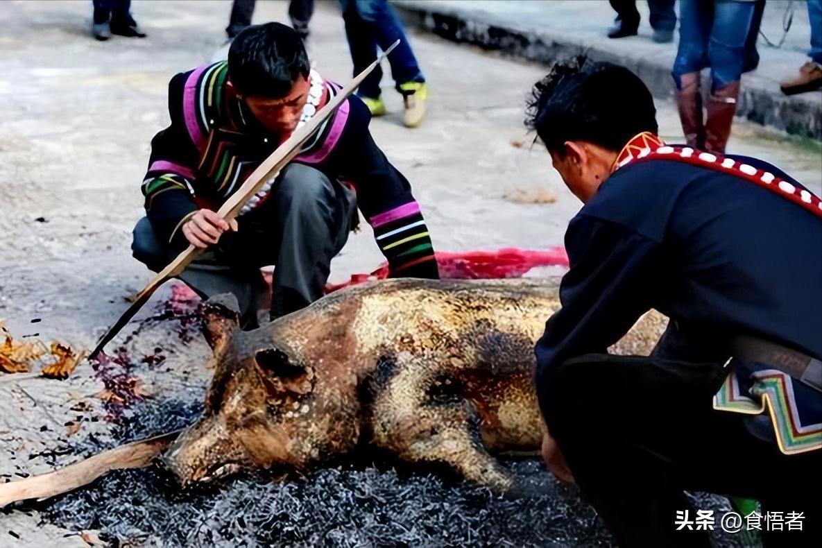 云南哈尼族彝族自治州习俗,云南彝族的特色美食有哪些呢