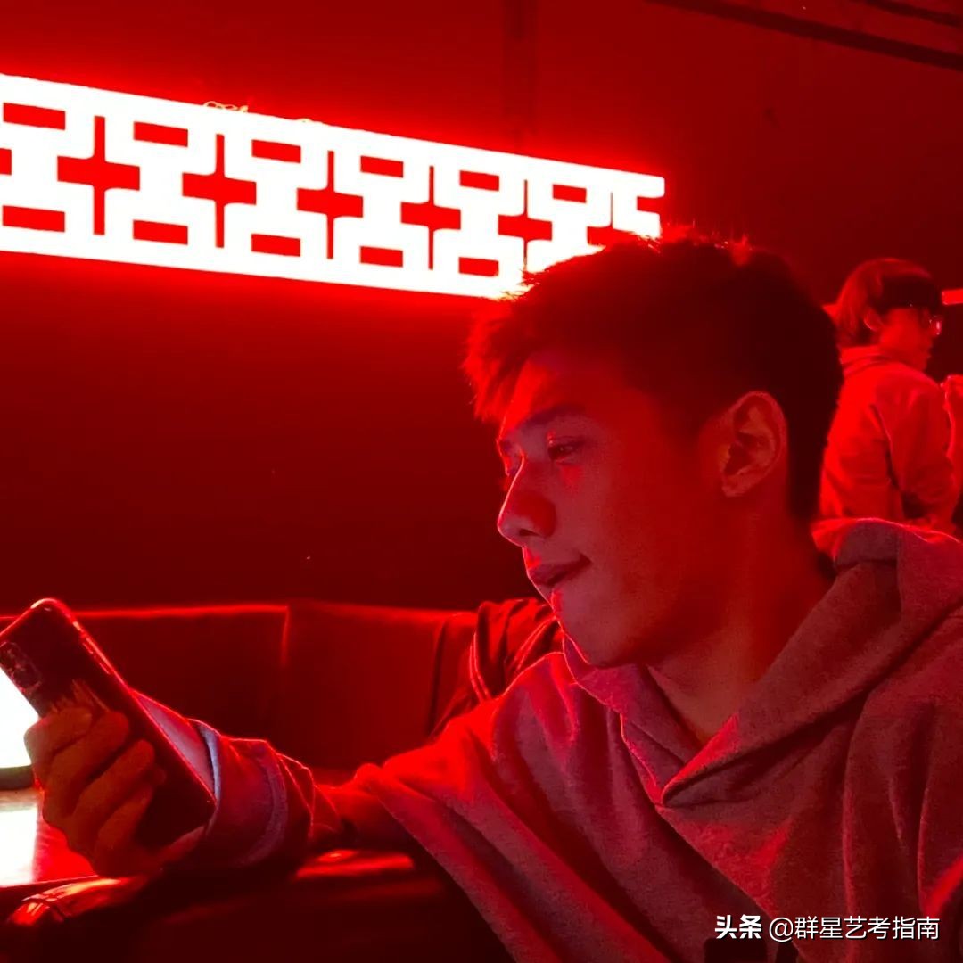 鍖楃數涓垙鐘跺厓,涓垙鍖楃數鑰冪