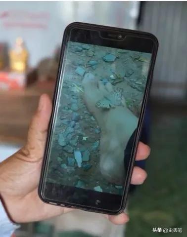 越南有位女人身上散发奇异体香，不需要香水，夜间1米外都能闻到