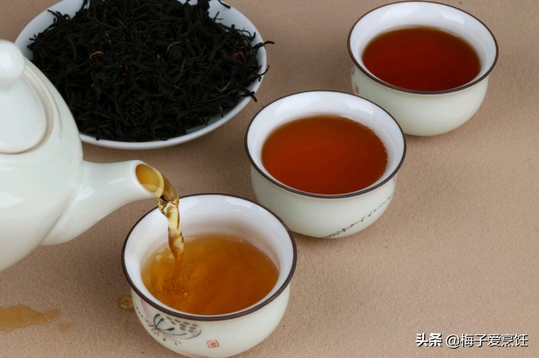 炎炎夏日记得喝这些茶消消暑,炎热的夏天喝什么茶来解暑