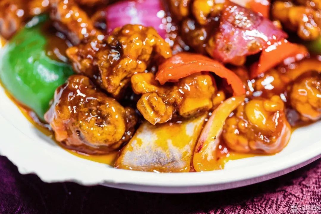 80年代的职工食堂,40年前的职工食堂