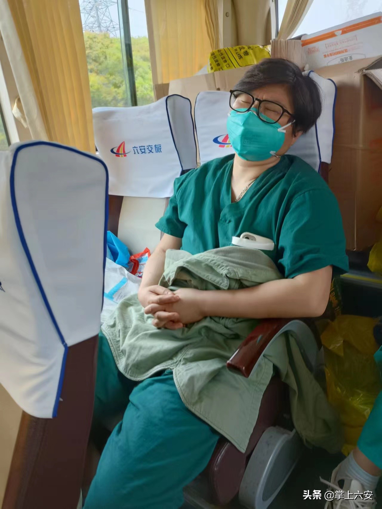 守沪抗疫,同心守沪携手抗疫