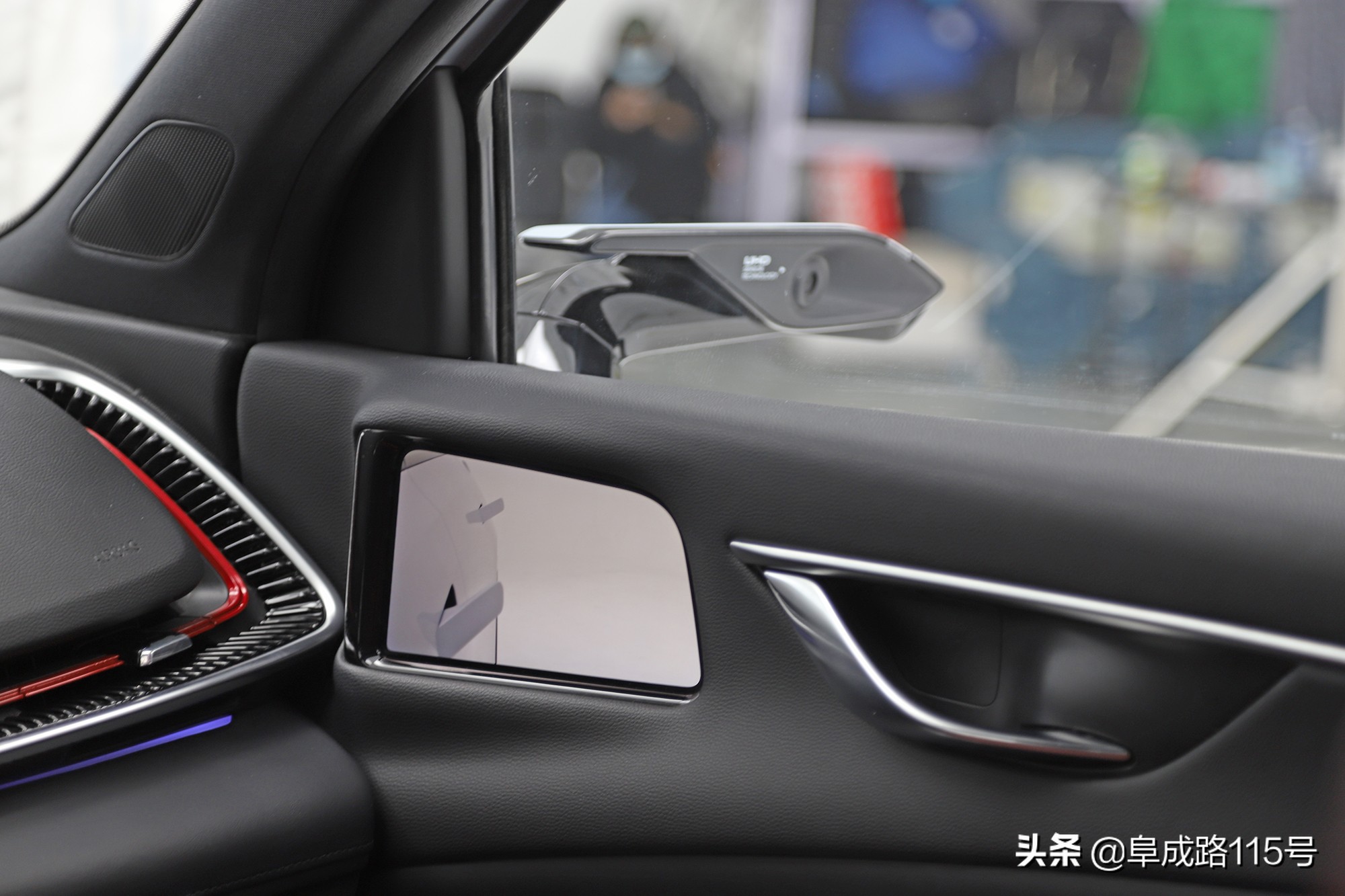 电子后视镜、鸿蒙OS车机这台叫魔方的北京特产有秘密