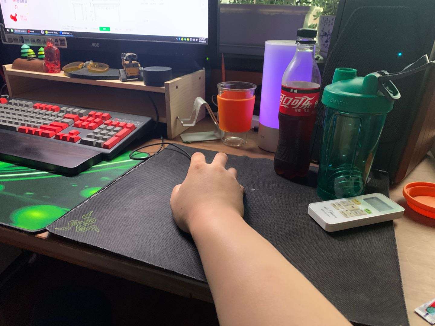 长时间玩电脑桌椅推荐,桌椅推荐电脑桌