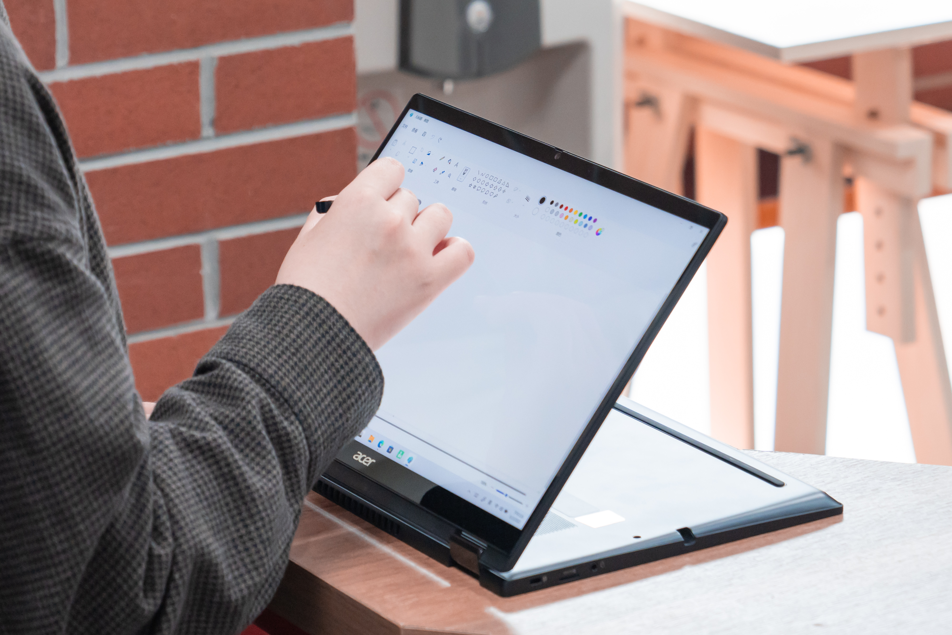 TravelMate航海家SpinP6：商务天赋点满，比老板更懂你的办公痛点