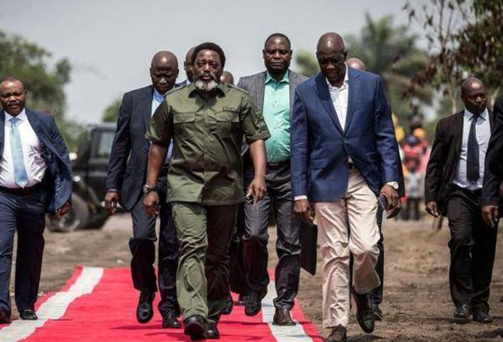 中国军校培养出来的总统，在国防大学学习半年，回去后统一了国家