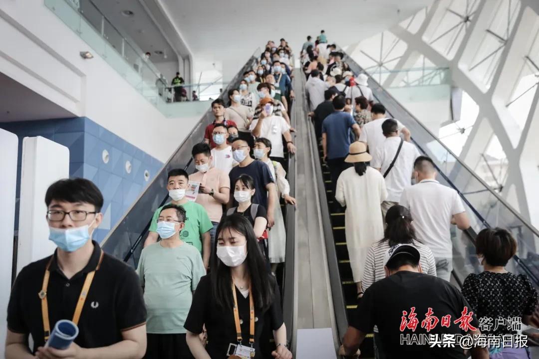 消博会上的产品有什么优惠,消博会首日国内参展品牌