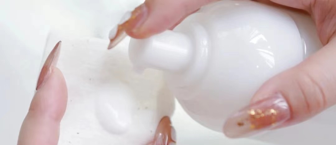 资生堂悦薇水乳还是海蓝之谜好用,资生堂和海蓝之谜水乳哪个好