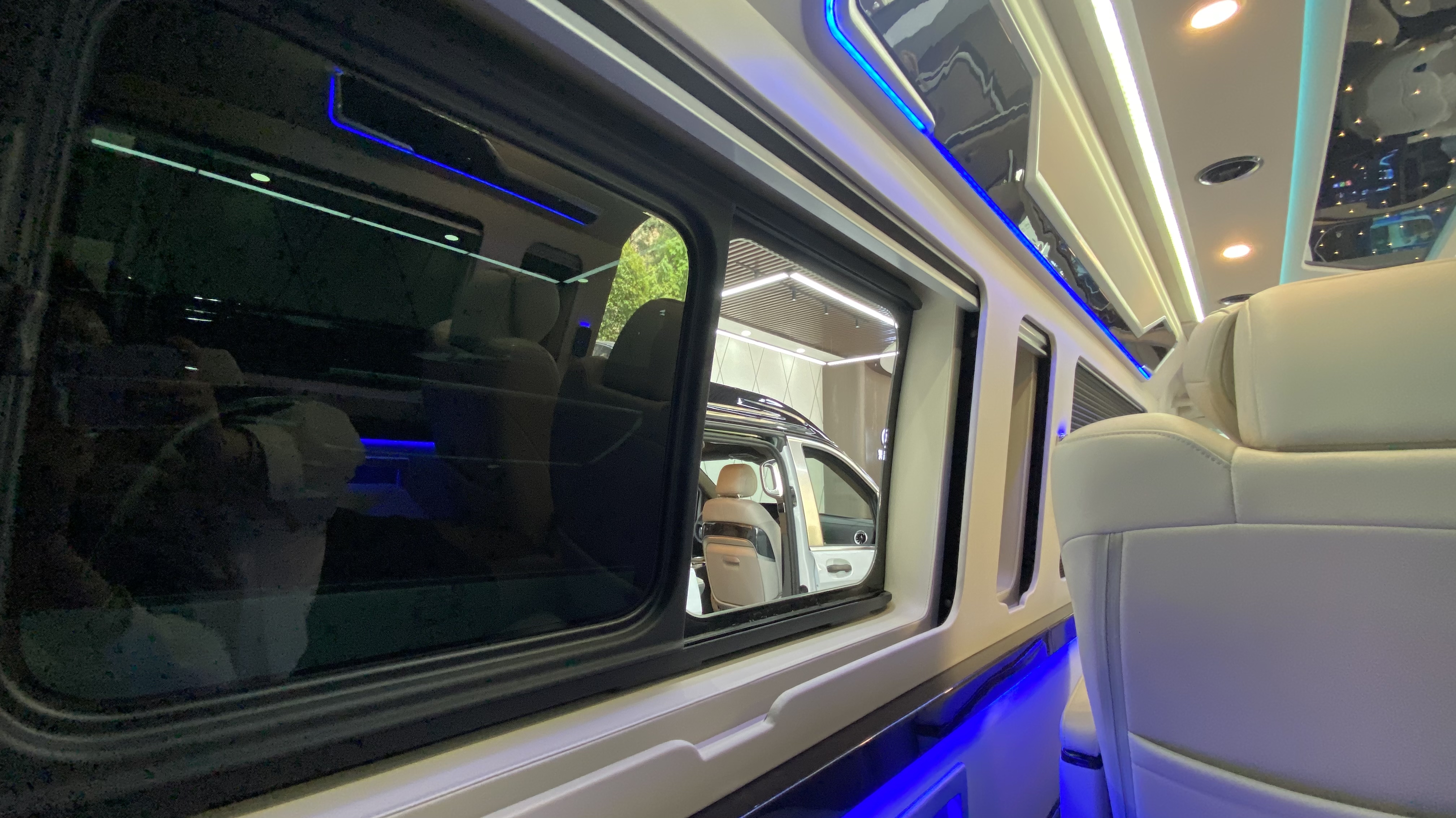 蓝牌九座丰田海狮20万,丰田海狮9座蓝牌进化史