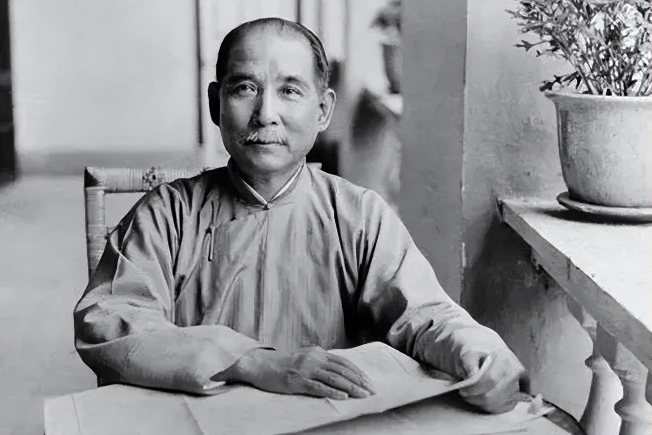 在这座“万年老二”的城市里，只有精神，没有内耗