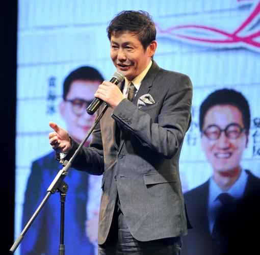 程前：与前妻离婚27年，娶小娇妻51岁当爹，如今前妻生活怎么样了