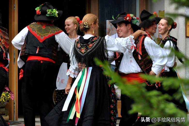 法国民族服装,法国和沙俄军服