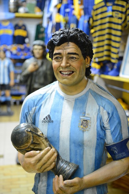 马拉多纳感情,马拉多纳感情史