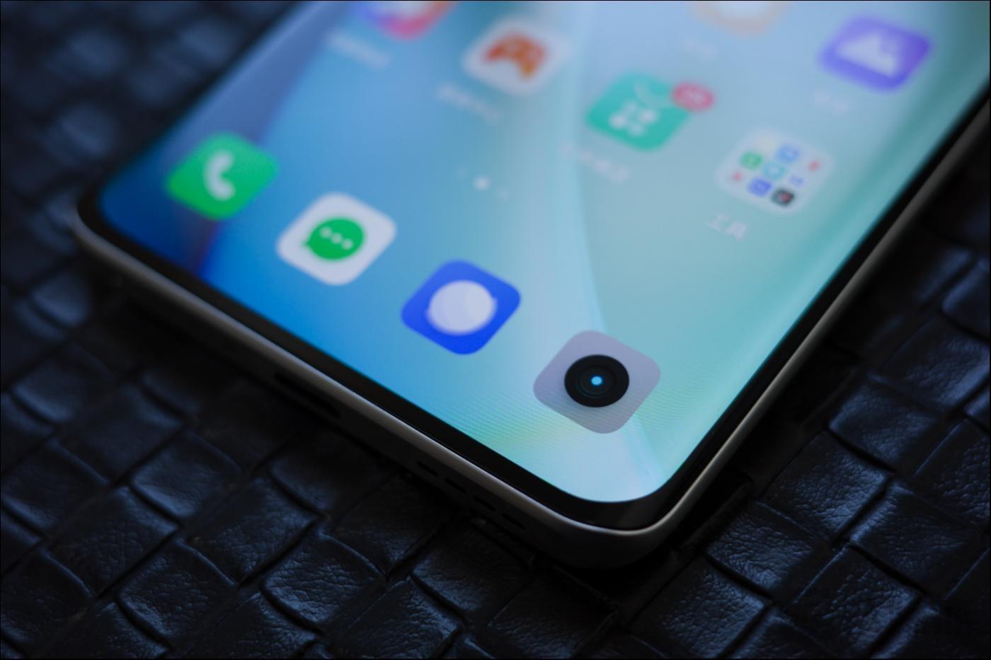 手机曲面屏有比直面屏好用吗,曲面屏手机为什么越来越不受欢迎