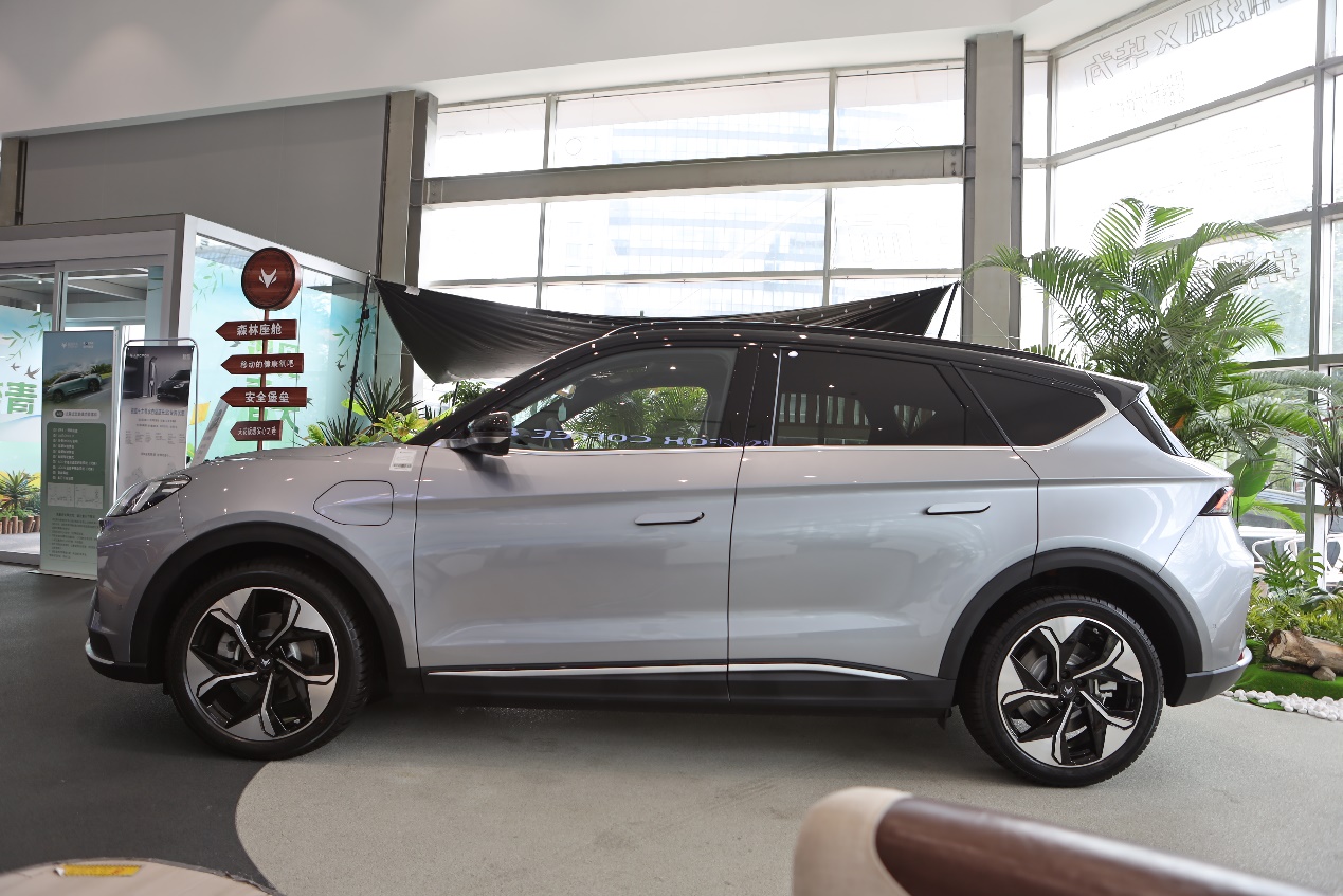 极狐阿尔法s森林版优惠落地价,极狐阿尔法s森林版525e落地