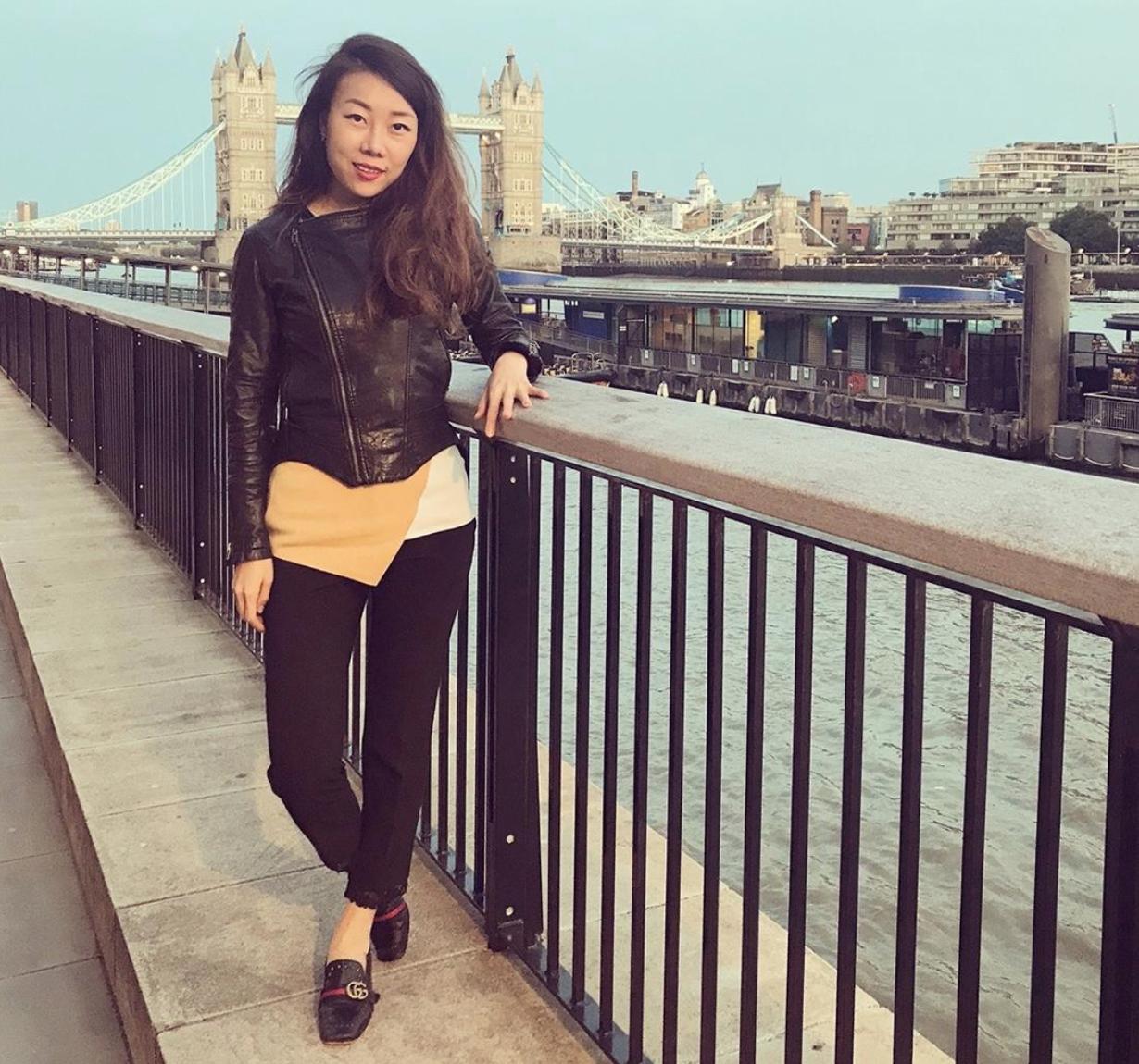 农村女孩年入百万,农村女孩考上大学没学费