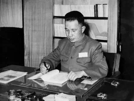 渡江前炮轰英国军舰,1947年炮轰英国军舰