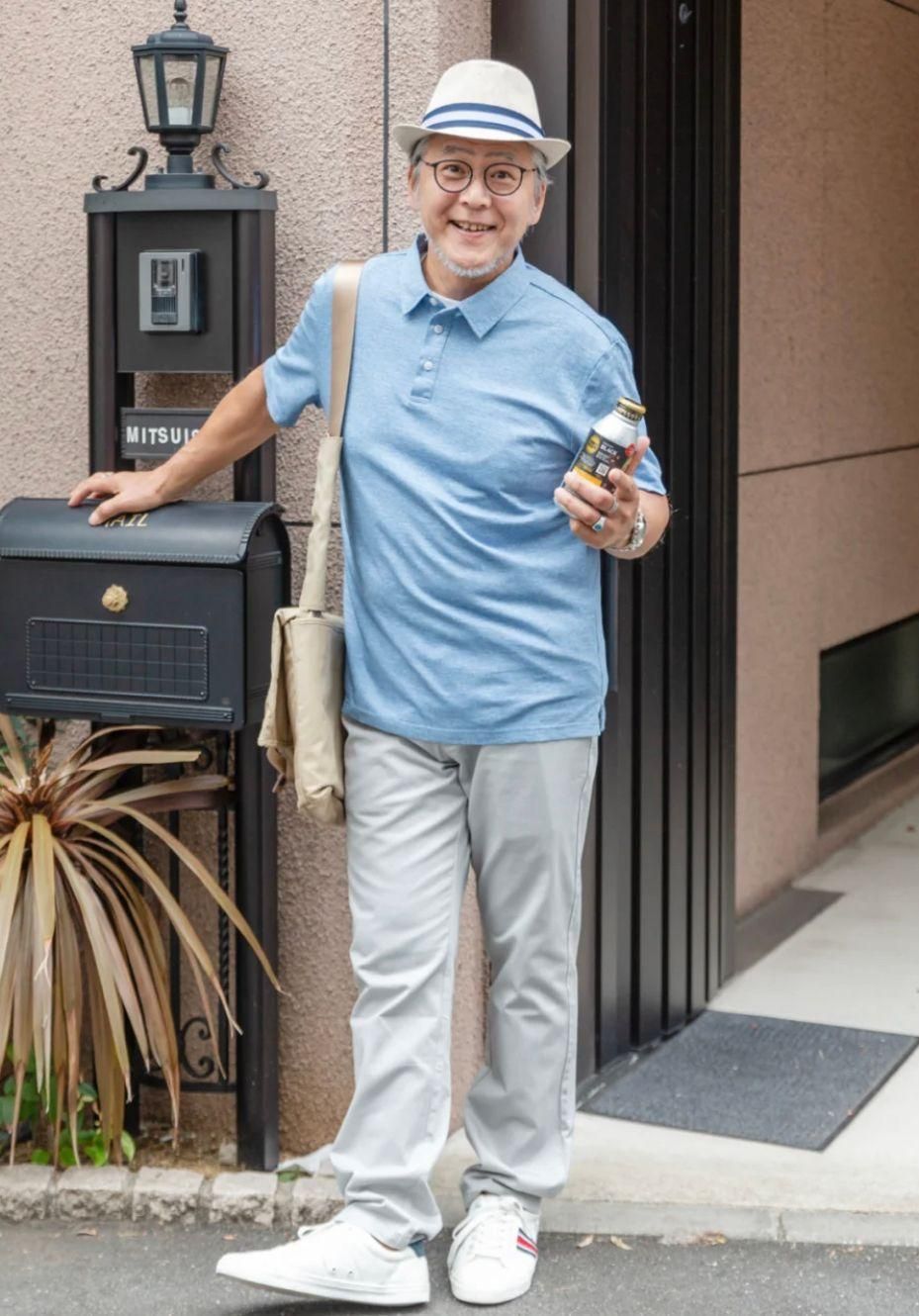 等你老了尽量少穿黑白灰,当你老了请务必远离老年帽推荐