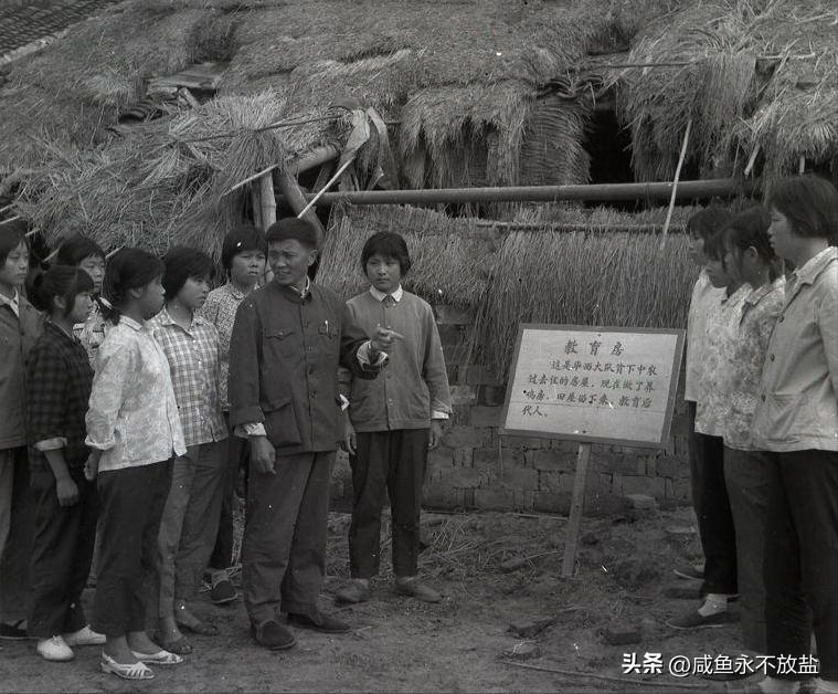 90年代人均桑塔纳，如今负债打工，“天下第一村”的经历令人唏嘘