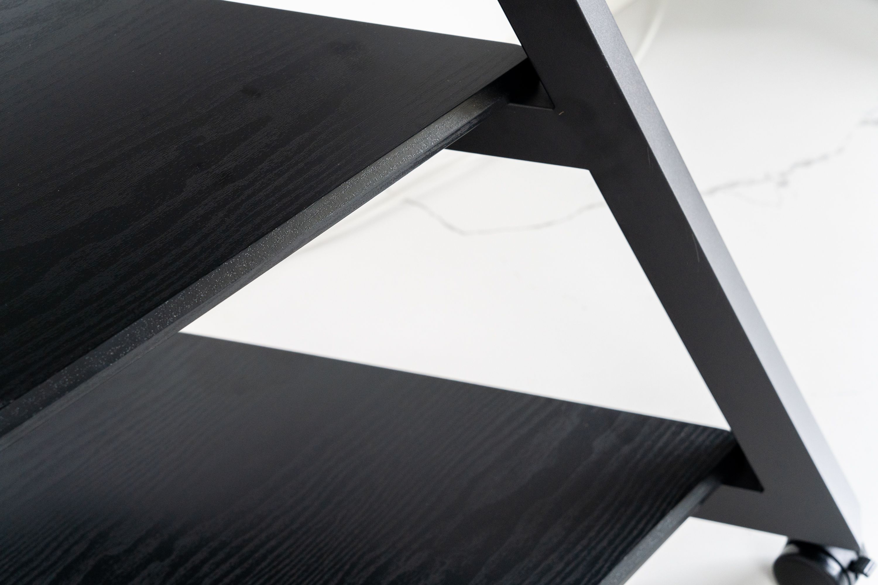 客厅要不要装电视机支架,客厅嵌入式电视支架选择