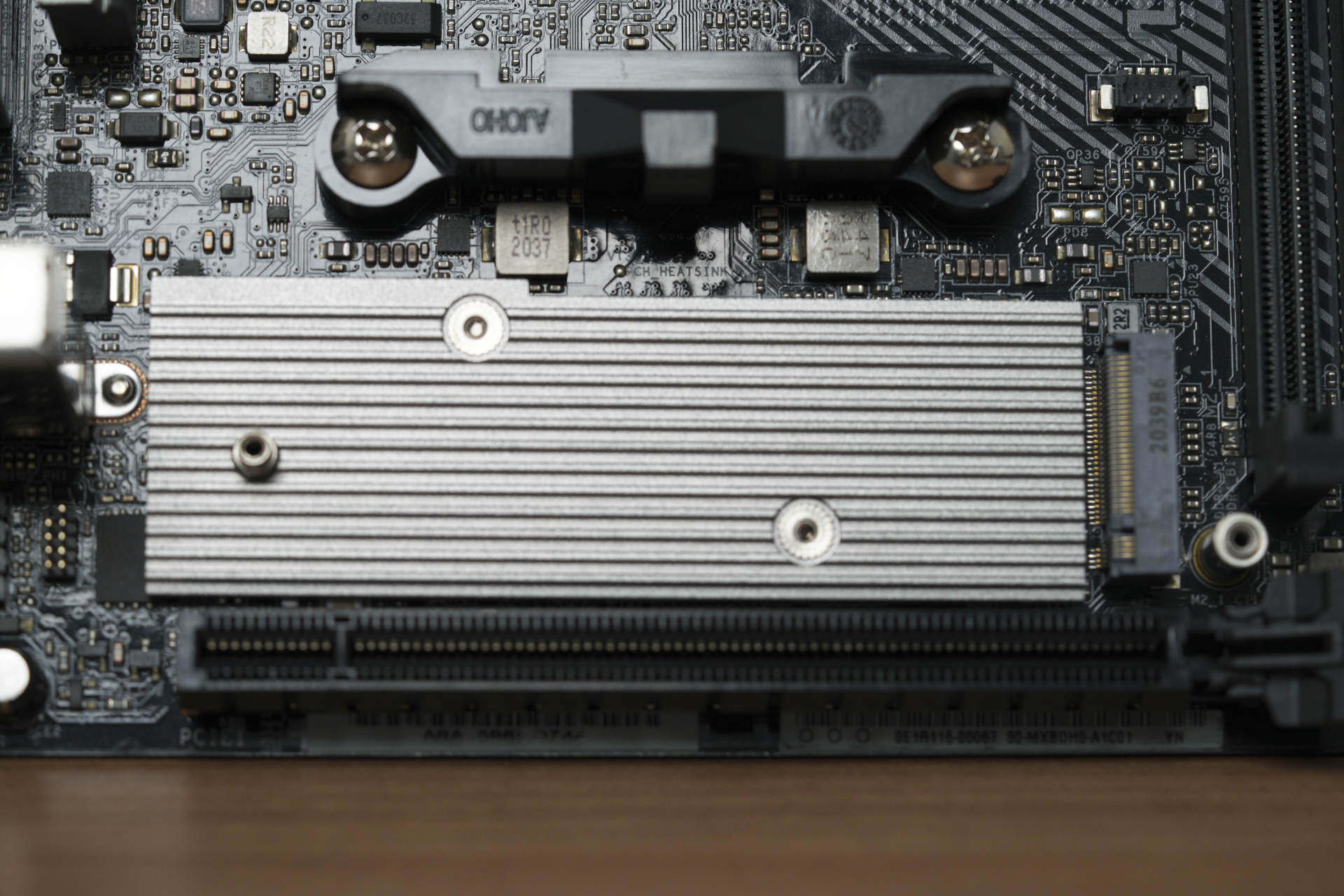 5700g后期可以加什么显卡,5700gvega相当于什么显卡