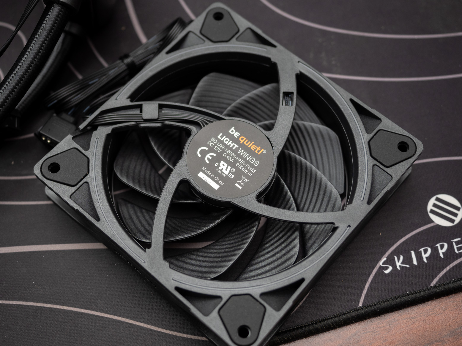 新机箱、新水冷、新风扇！来自bequiet！的白色主题