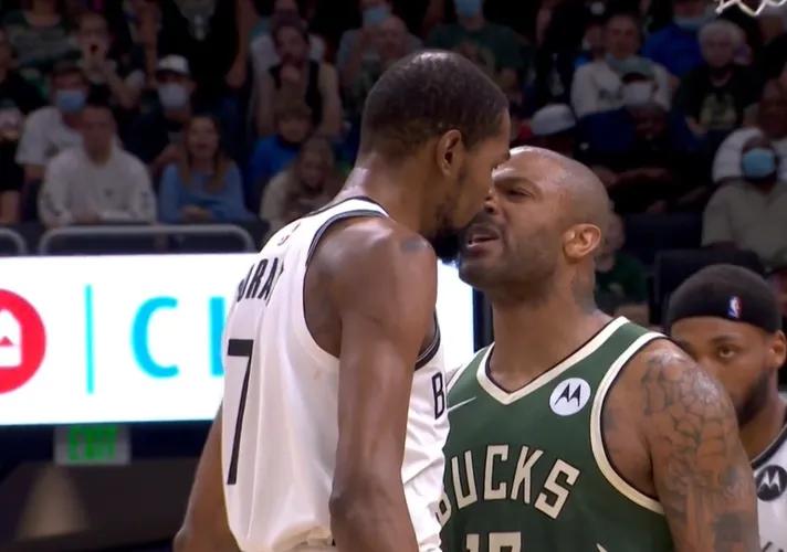 贝弗利上脚字母哥,贝弗利字母哥