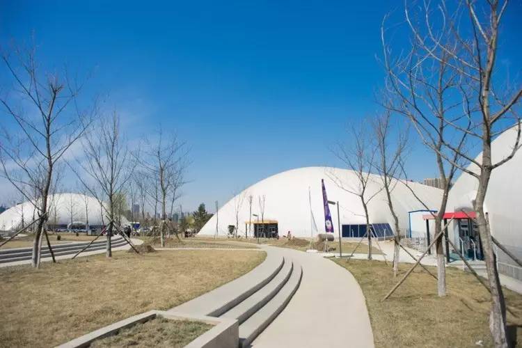 气膜足球场建筑,气膜球场沈阳