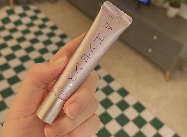 月薪3k适合用什么眼霜,300元以内眼霜性价比高推荐