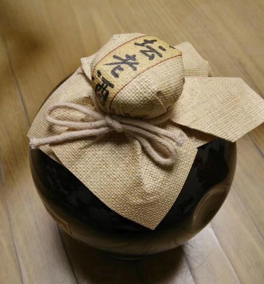 相见恨晚这首歌完整版,原汁原味古色古香的一座小城