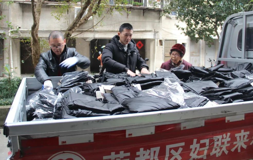 81岁创业10年还债350万,81岁创业还债