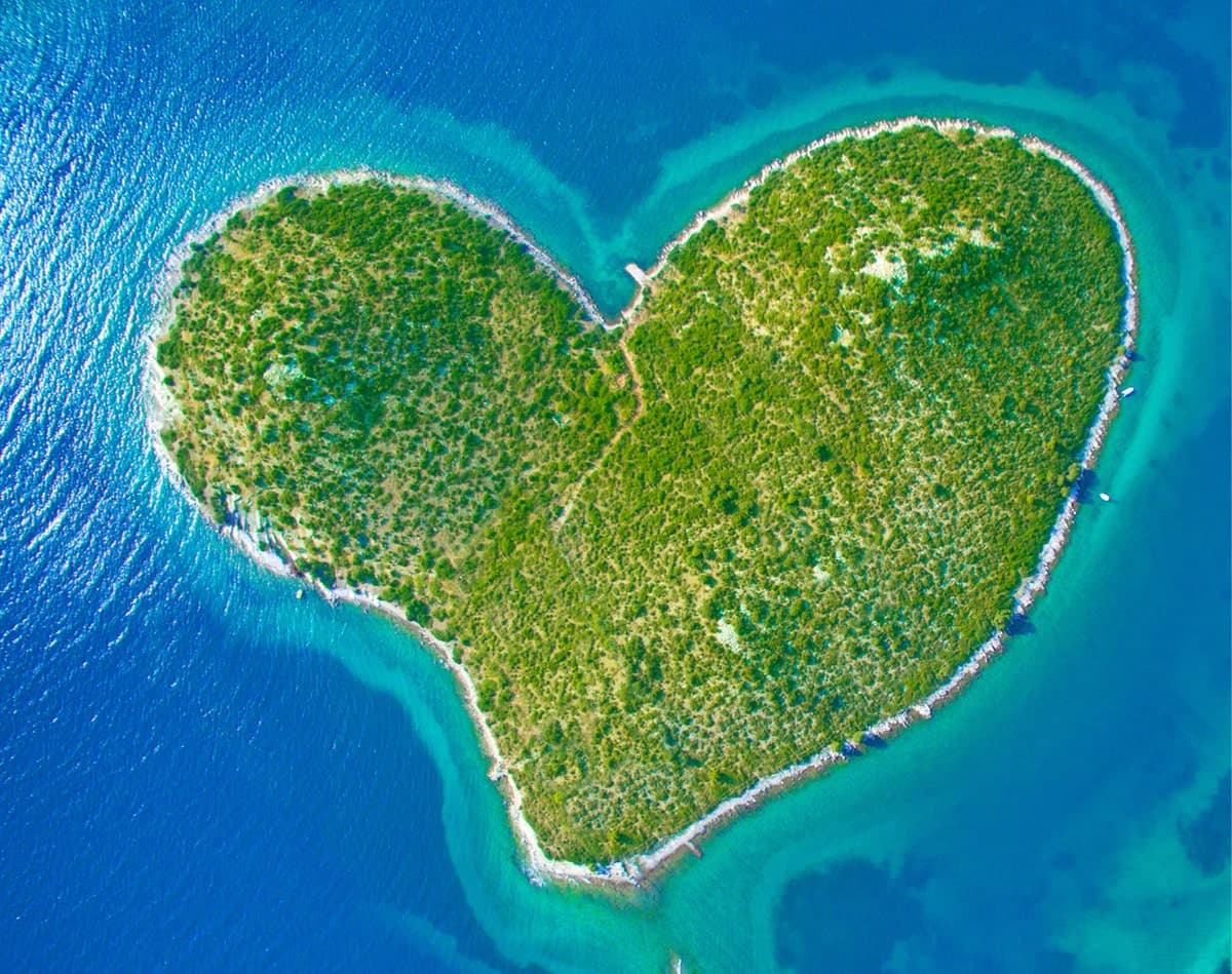 买一座永久的小岛需要多少钱,一个私人小岛多少钱