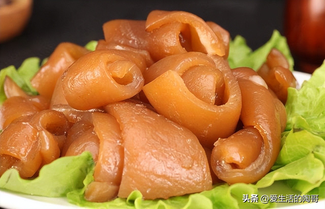 建议女人：春季变美多吃3物，少做2事，滋补养颜，面若桃花显年轻