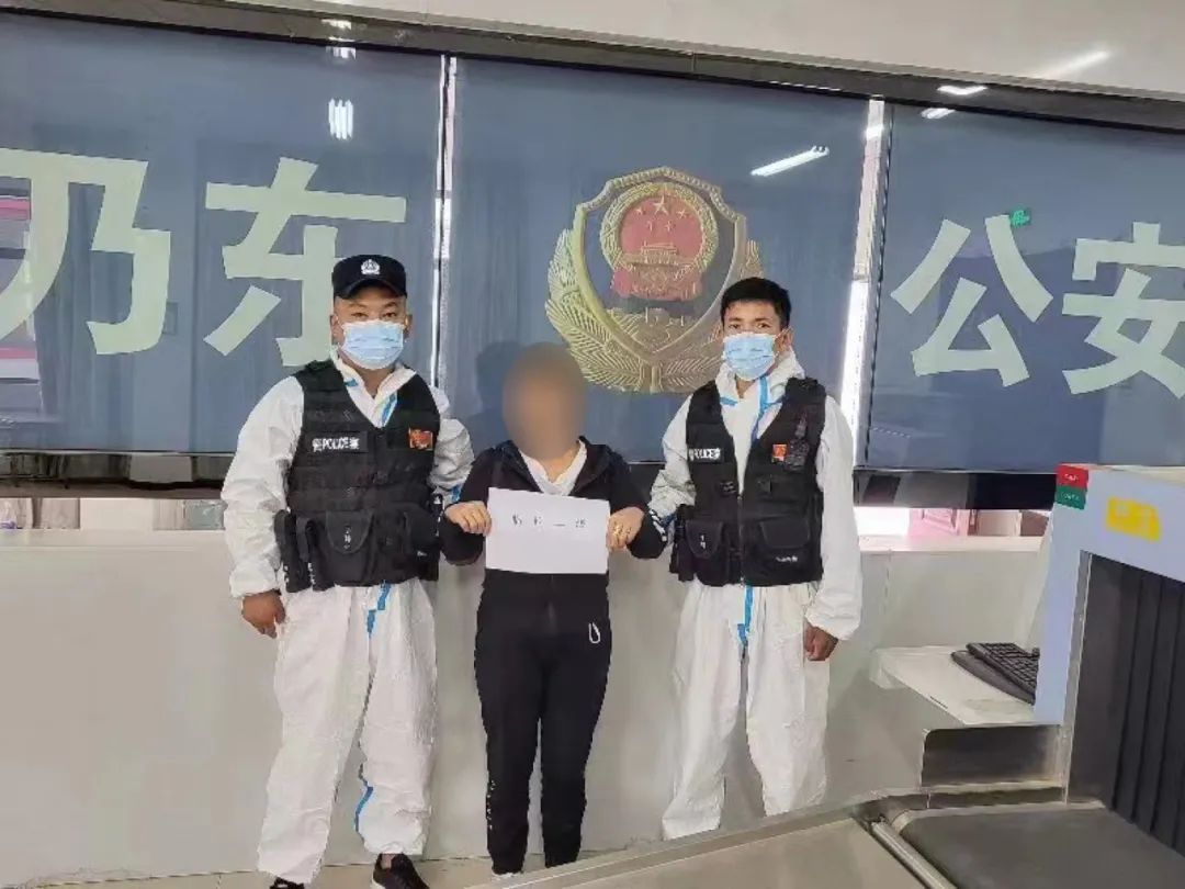 警方蹲守一个月当场抓获,民警通过布控抓获犯罪嫌疑人