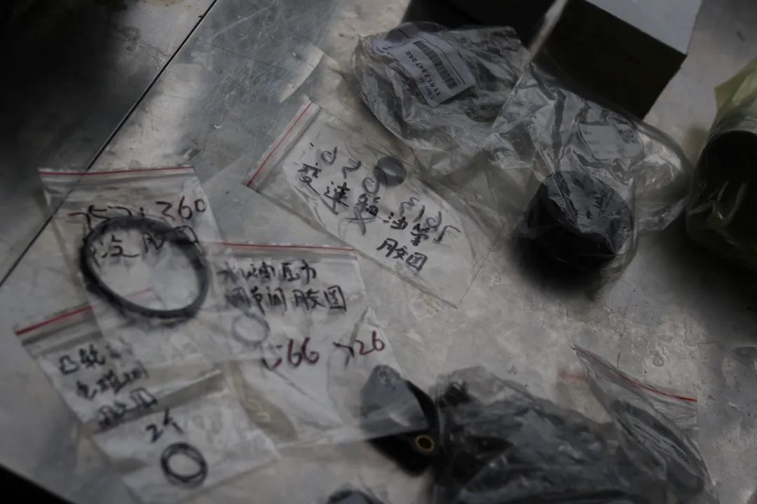 经典老车宝马x5翻新,宝马x5二手车整备翻新费用