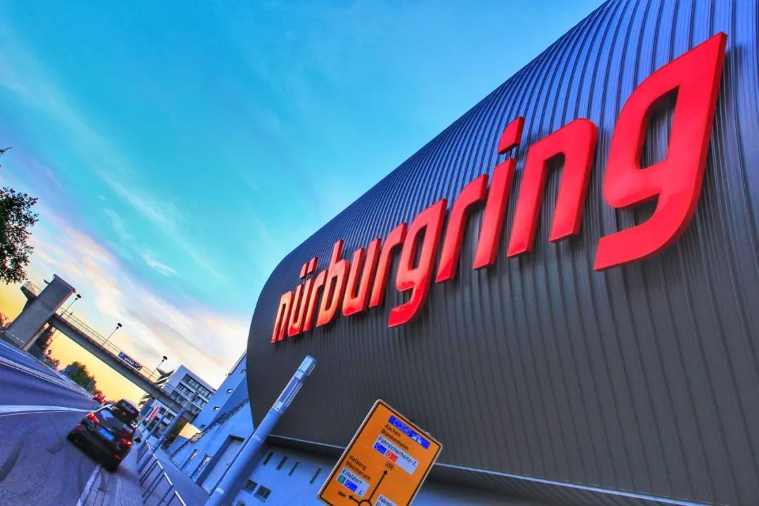 开车去欧洲的路上视频,开车去欧洲的完整视频