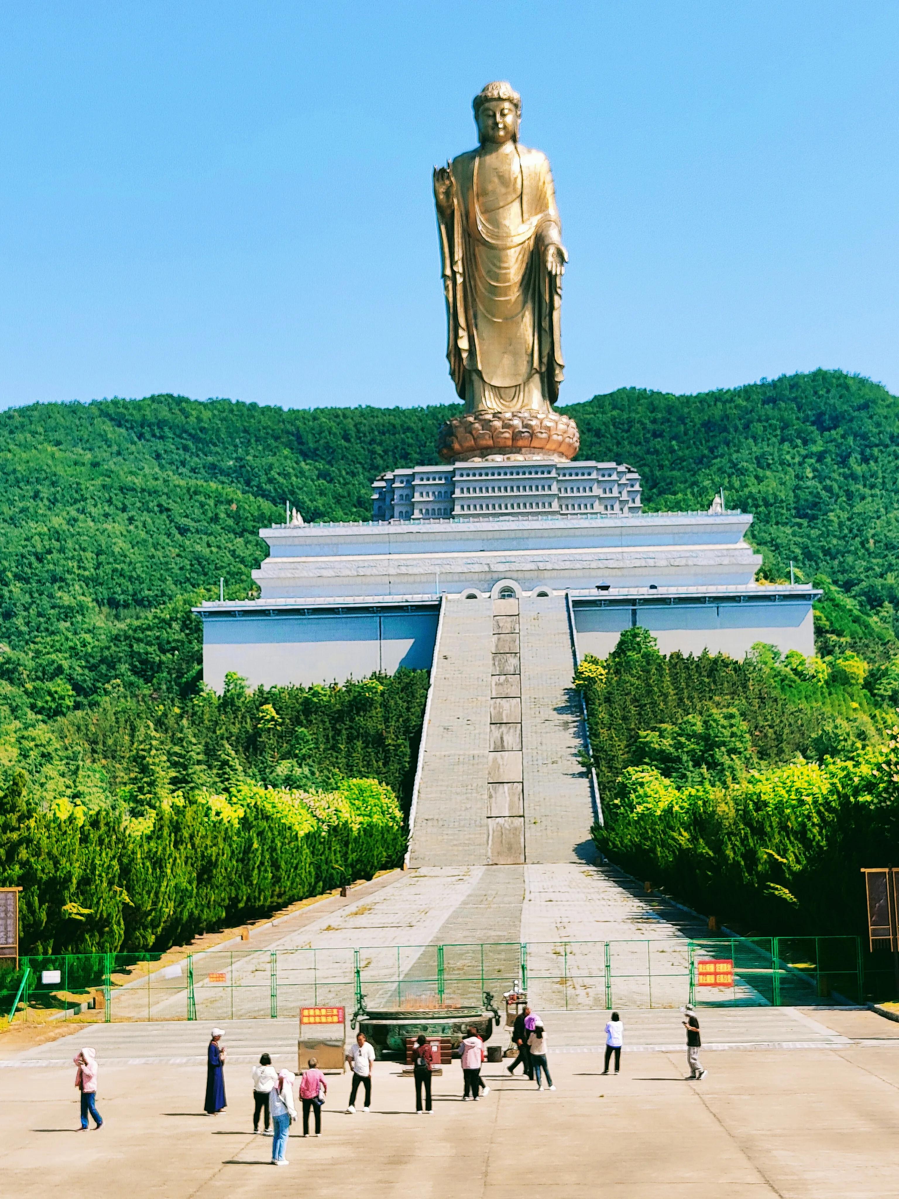 鲁山中原大佛,河南鲁山中原大佛