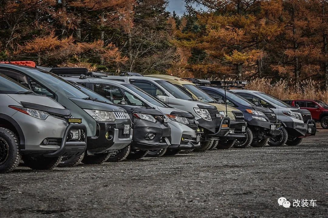 新款丰田威尔法改装,奶爸车改造老霸道