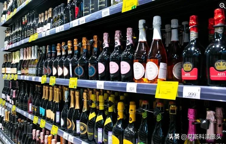 面对贬值大量买酒！俄罗斯的操作果然不出所料