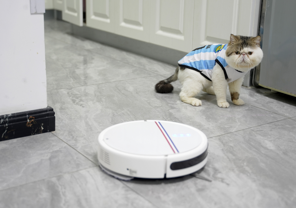 清毛发、除异味，宠物家庭清洁新选择！浦瑞克N8Plus扫地机体验