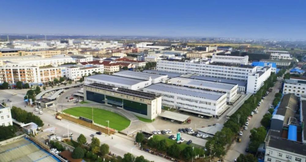 瀹佹尝棣栧瘜浠庨瀵屽埌鐮翠骇,涓浗棣栦綅鍏変紡棣栧瘜