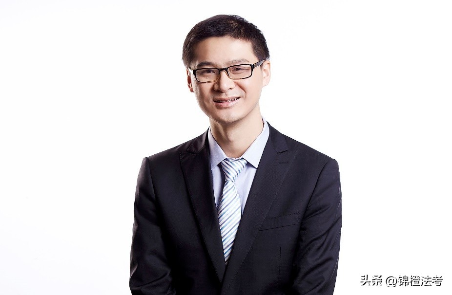 罗翔刑法课适合法考吗,法考刑法柏浪涛和罗翔哪个好