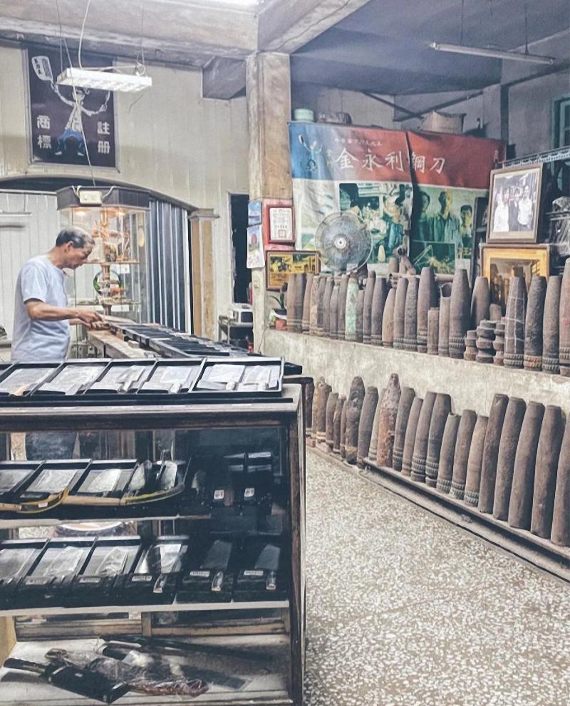 金门炮战的衍生品：100万发炮弹、6000万把菜刀和副厅局级市场