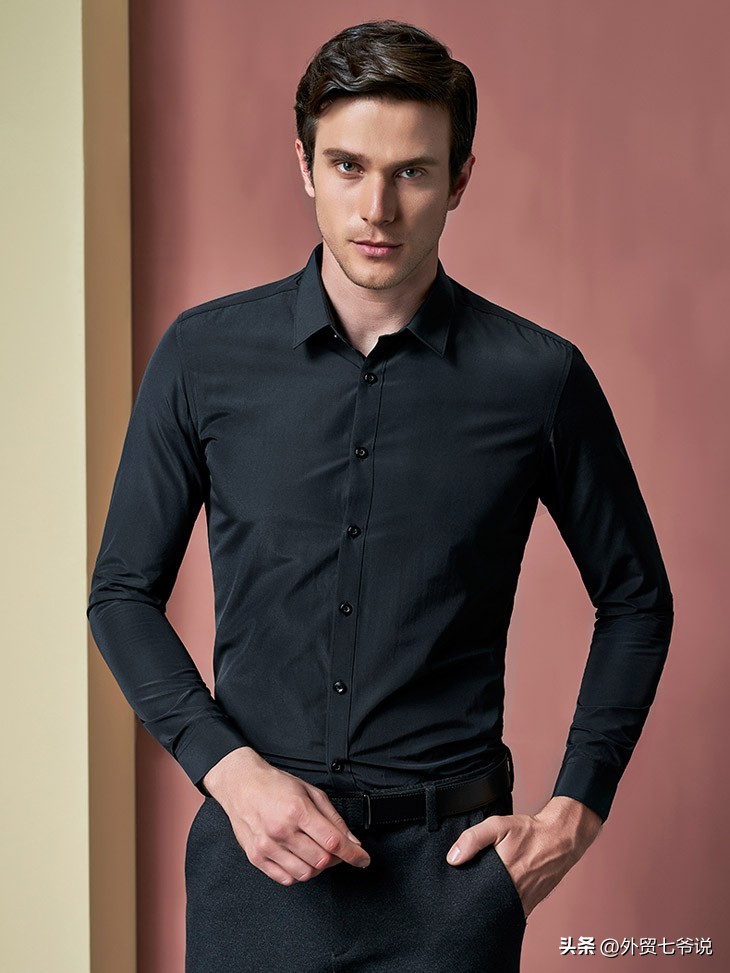 衣服面料聚酯纤维好还是棉好,衣服买棉的还是涤纶的好