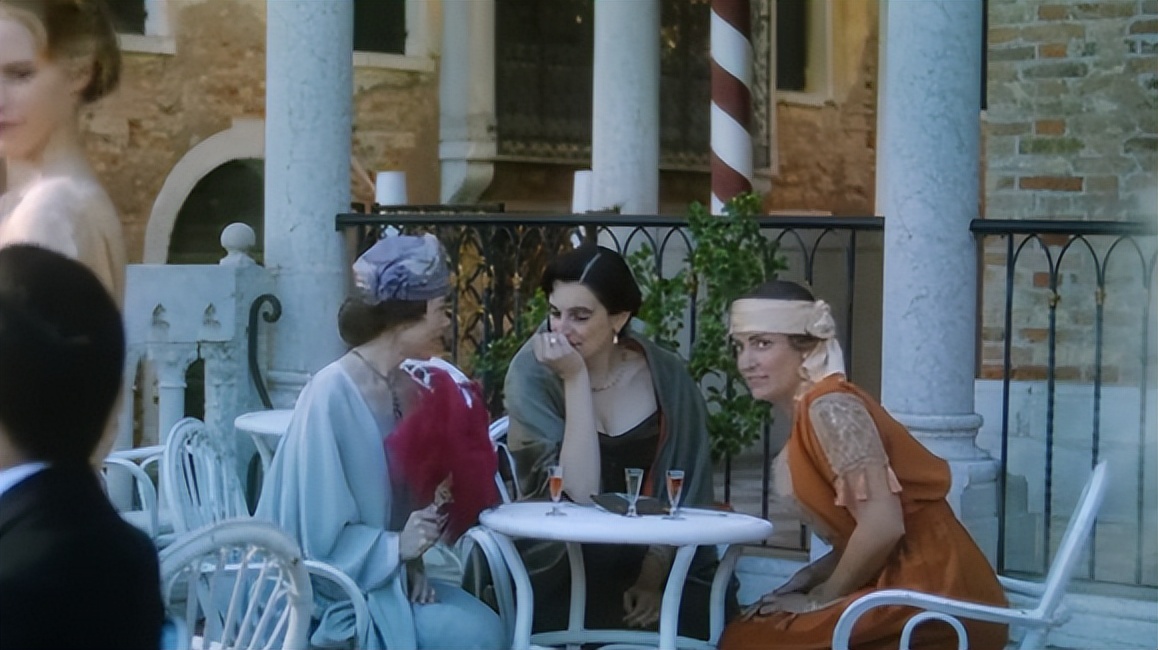 连着8场激情戏，这是不花钱能看的吗