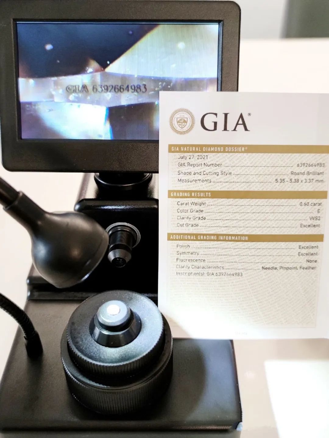 选购钻石时最省钱的方法太有用了,挑选钻石注意事项是什么