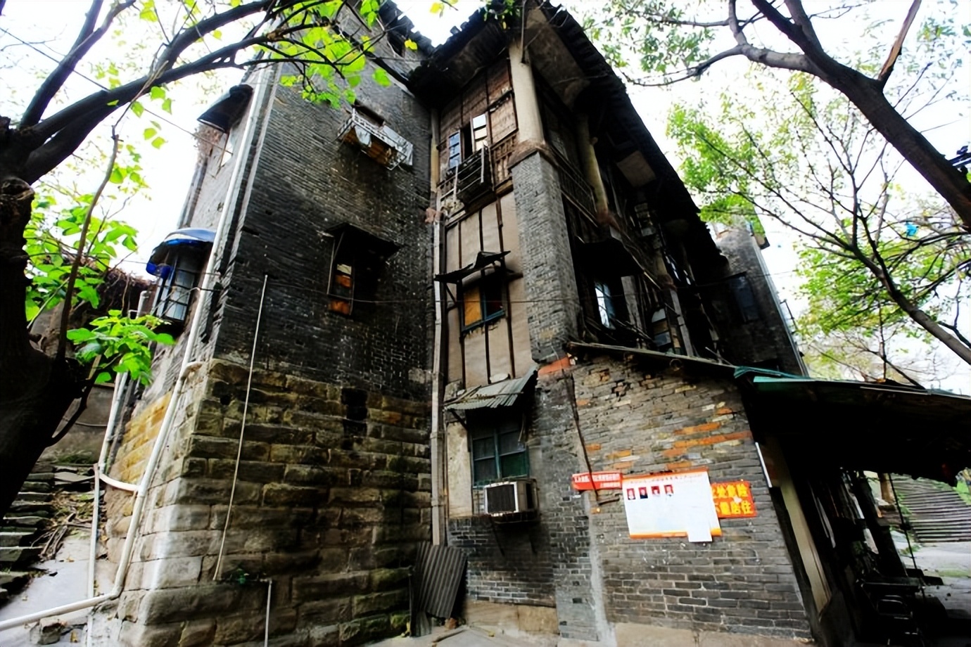 这8条特色老街，藏着烟火气和山城记忆，到重庆玩一定要去走一走